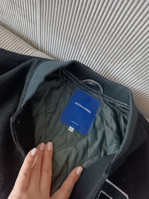 Продам куртка демисизон