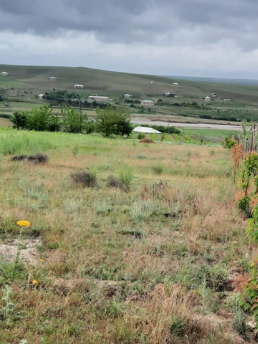 Учаска сотилади уйхамбор