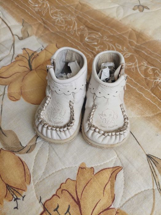 3 чифта Обувки за прохождане и не само