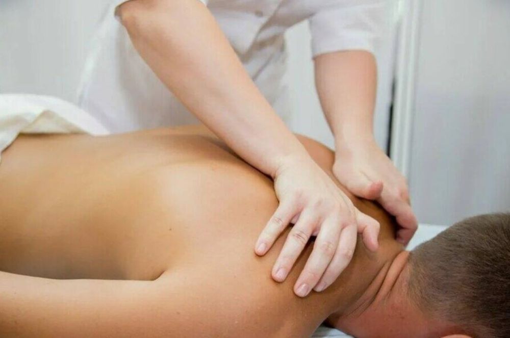 Профессиональный Массажист.