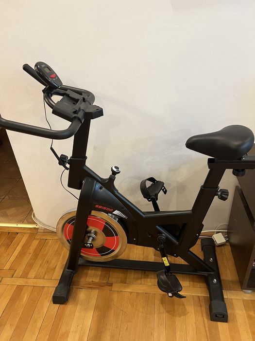 bicicletă de spinning BodyFit SB1500.