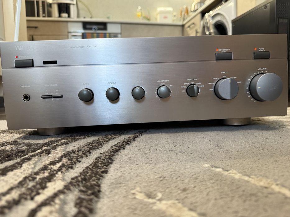 Yamaha AX-490 Стерео усилвател