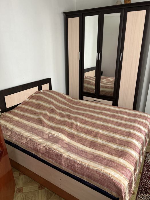 Продам спальную мебель