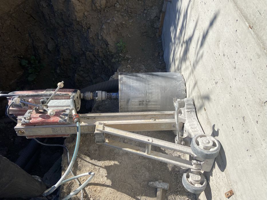 Пробиване на отвори в бетон / Диамантено пробиване