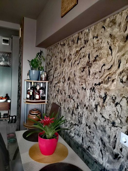 vand apartament cu 2 camere