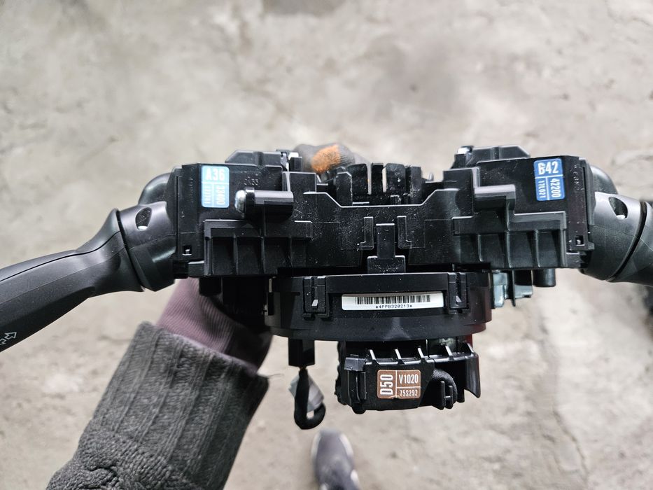 Конзола/лентов кабел за Toyota Rav4 2023г