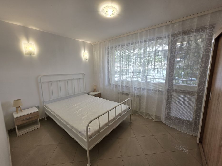 Дава се под наем Четиристаен апартамент в София, Изток - 150 кв.м за 1173 € - Снимка #9