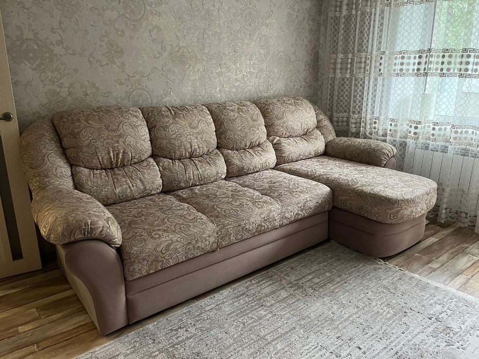 Продам угловой диван