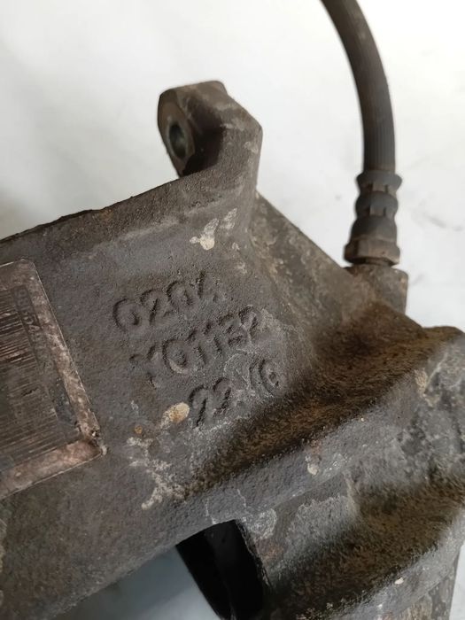 Etrieri Etrier Stanga Dreapta Fata Peugeot 208 1.6 Hdi Motor BH02 An 2012-2021