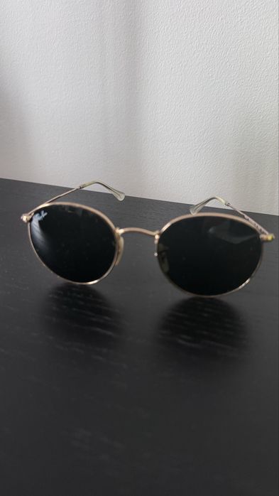 Солнцезащитные очки Ray-Ban