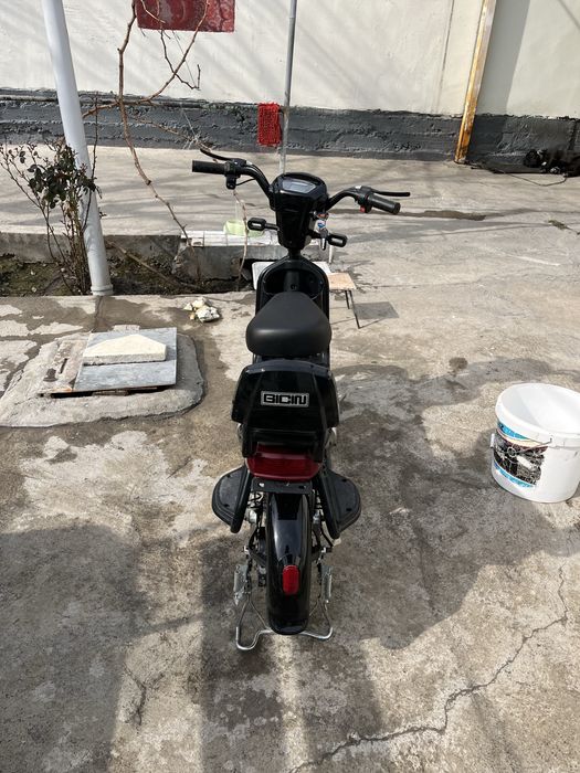 Электронный мопед