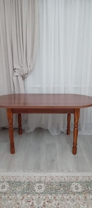 Продам стол в отличном состоянии