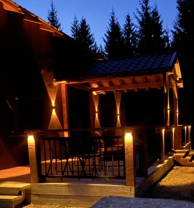 Cabana Capacitate 8 Persoane