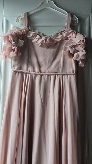 Красивые платья на девочку.