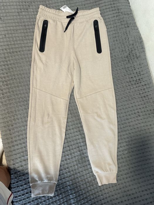Ново детско спортно долнище H&M