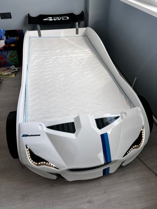 Детско спортно легло-кола