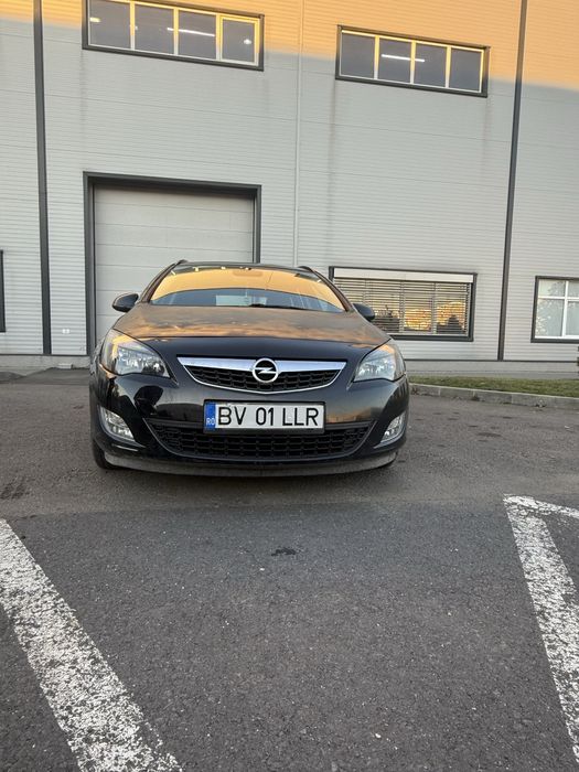 Vand Opel Astra ecoflex din 2013