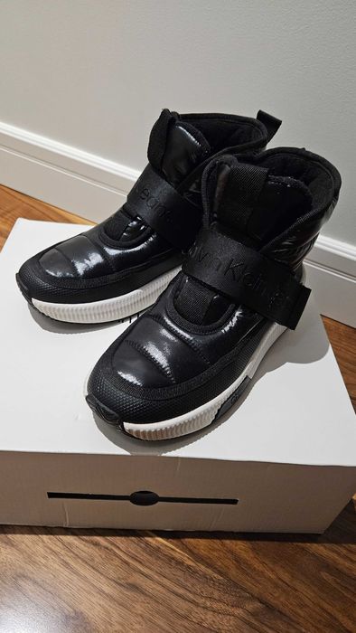 Зимние дутики calvin klein 37.5р