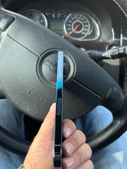 Iphone 12 promax sotiladi radnoy holatda ideal