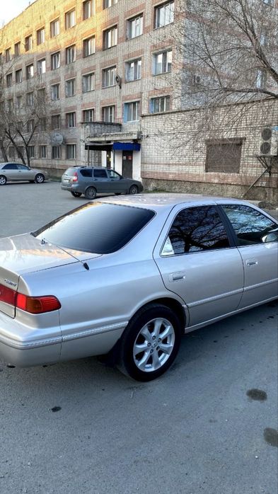 Toyota Camry 2001 года