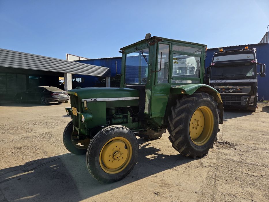 Tractor John Deere 700