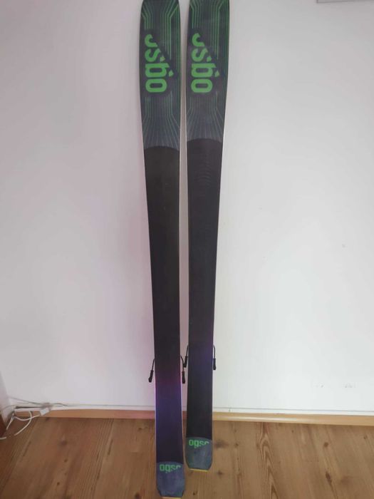 Skiuri de tura Ogso Cosmique 90 Super Rocker Ultra Light