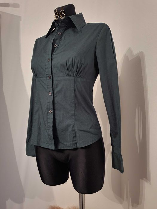 rochii, bluze, pantaloni cu prețuri începând de la 35 de lei