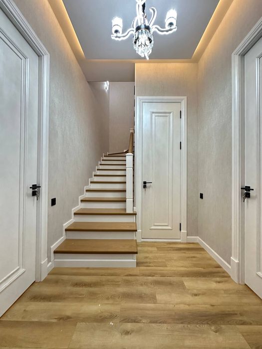 Uchaska Sotiladi 1 Sotix 4 xona metro 11 bekat