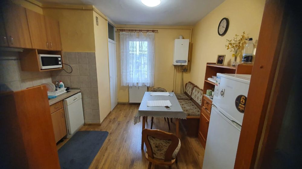 Apartament doua camere de inchiriat