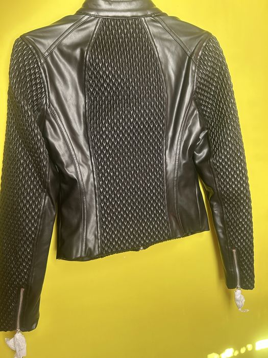 Кожено яке Guess