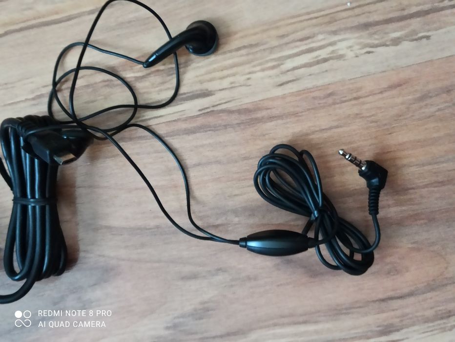 Ново зарядно и слушалки за Аlcatel