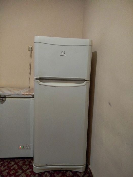 Xaladilnik Indesit Sotiladi