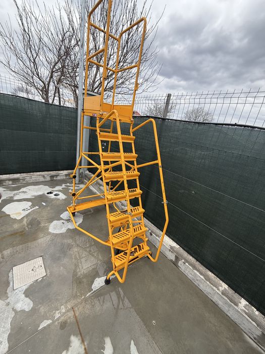 Scară mobilă industrială FIMM – platformă lucru, 200 kg