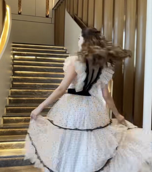 Роскошное вечернее платье