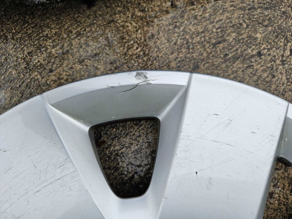 Оригинални тазове за mitsubishi 16-ки