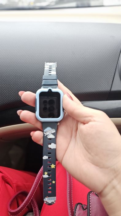 Продаются детские часы