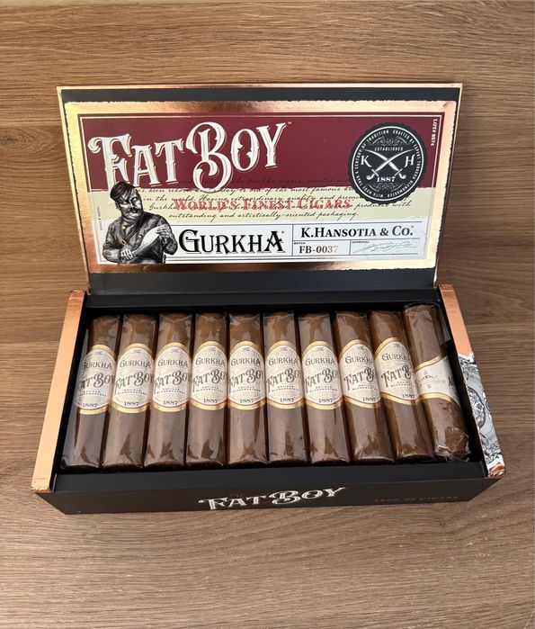 Cutie Trabucuri Gurkha Fat Boy 2025 4x60, 20 Buc in cutie - Sigilate!