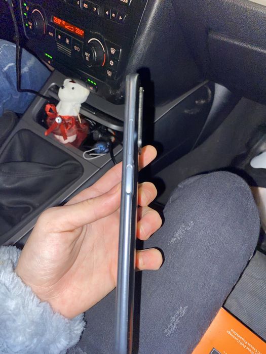 Vand redmi note 10 pro 2022 CA NOU