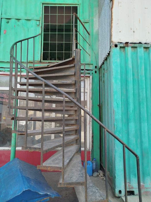 Лестница винтовая