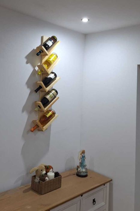 Suporturi Vin Lemn Masiv – Artizanat Handmade