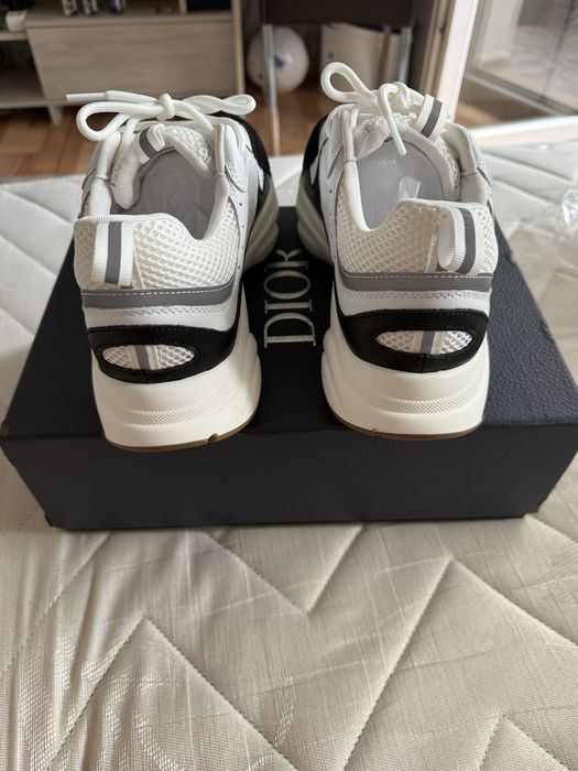 Обувки Dior B22 бели