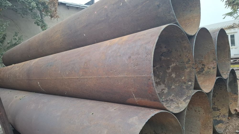 Truba 1020 lik sotiladi, holati yaxshi.