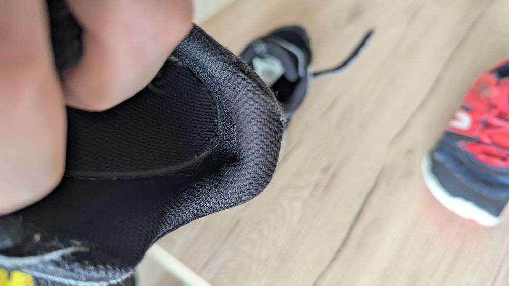 Adidași decatlon mărimea 30