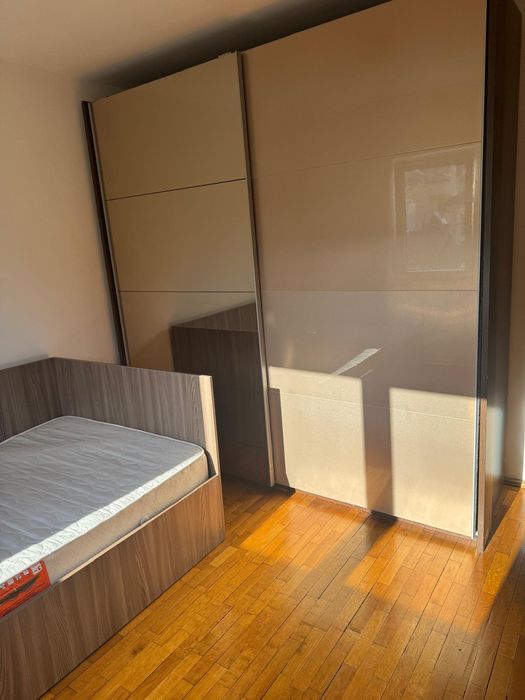 Inchiriez apartament doua camere