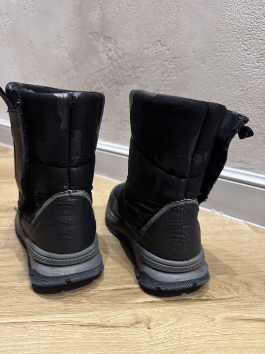 Зимняя обувь  для мальчика 31 р