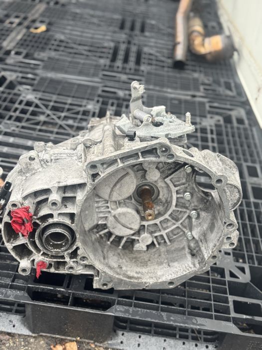 скоростна кутия свалена от 1.8т 500 коня / ауди / голф