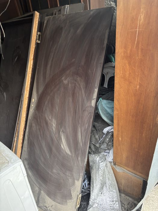 Продам межкомнатные двери