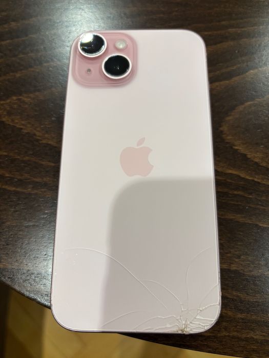iPhone 15 128 GB Pink