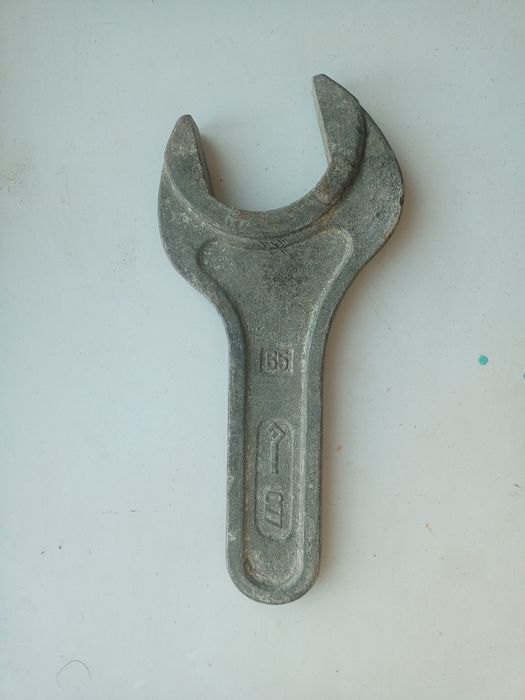 Ключ гаечный 65 для