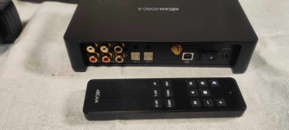 Продавам Arcam irDac-II